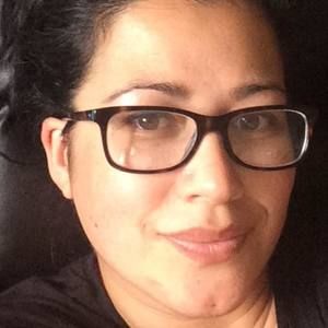 Meet your Posher, Lara